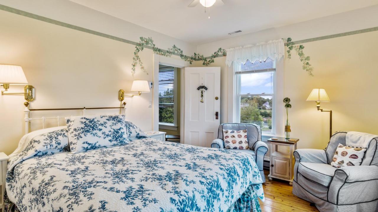 Bayview Pines Country Inn B&B Махон Бэй Экстерьер фото